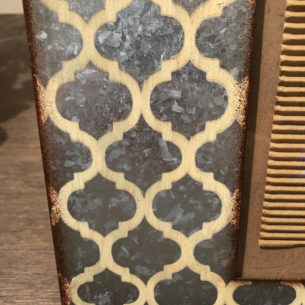 Rustic Metal Frame - Picture 4 of 4